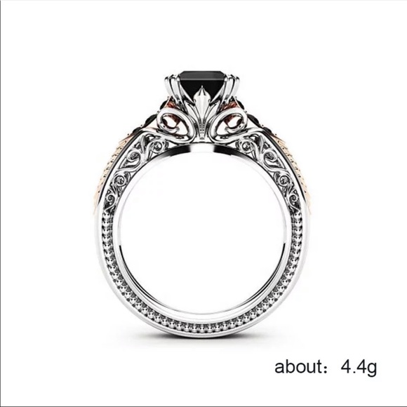 *NEW*Dainty 925 Silver Princess Cut Sapphire Ring - Picture 3 of 5